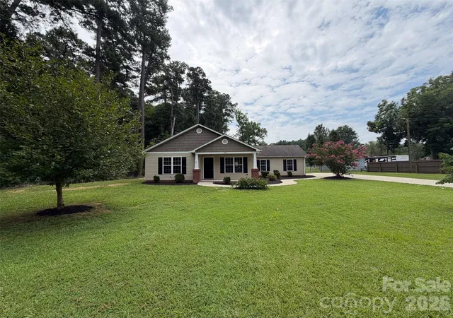 1st image of 225 Vineyard Dr, Salisbury, NC 28146 | MLS# 4417093