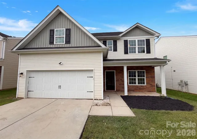 1st image of 8815 First Run Ct, Charlotte, NC 28215 | MLS# 4417114