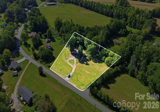 Photo 2 of Single family home for sale at 1021 Ramseur Rd, Bessemer City, NC 28016 | MLS# 4417115 | Listing updated on 2026-09-28