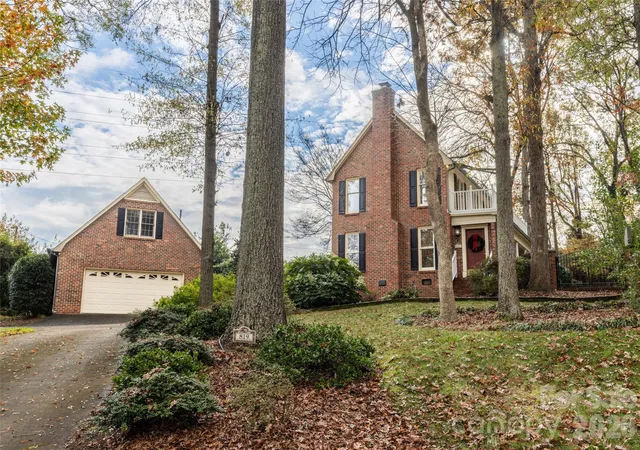 Photo 1 of Single family home for sale at 819 Willowhaven Ct, Rock Hill, SC 29732 | MLS# 4417130 | Listing updated on 2026-10-26