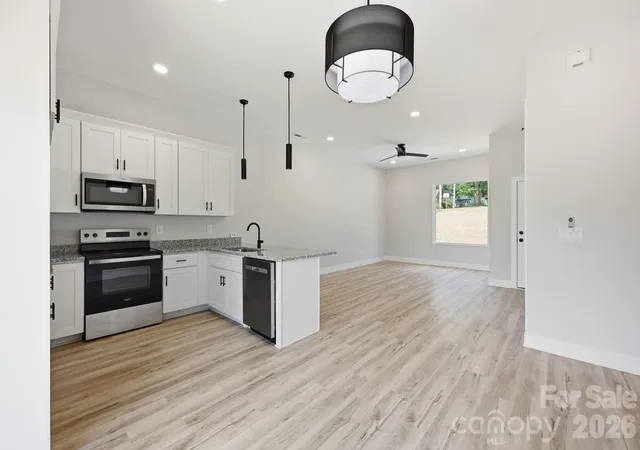 4th image of 1515 Robin Rd, Newton, NC 28658 | MLS# 4417151