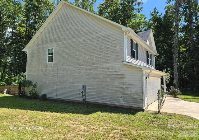 2nd image of 2173 Country Club Dr, Lancaster, SC 29720 | MLS# 4417166