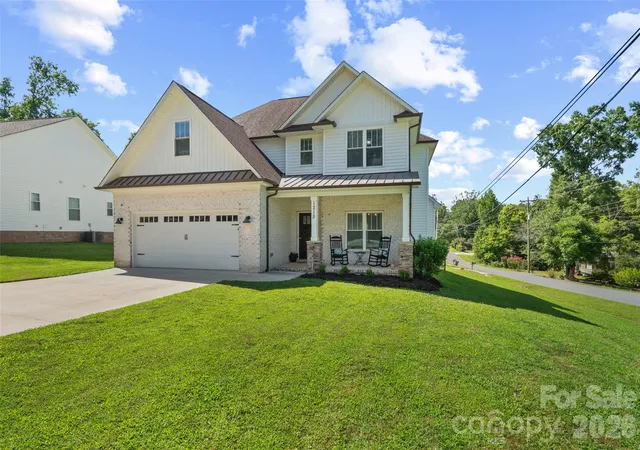 3rd image of 1215 Robinhood Ln, Kannapolis, NC 28081 | MLS# 4417167