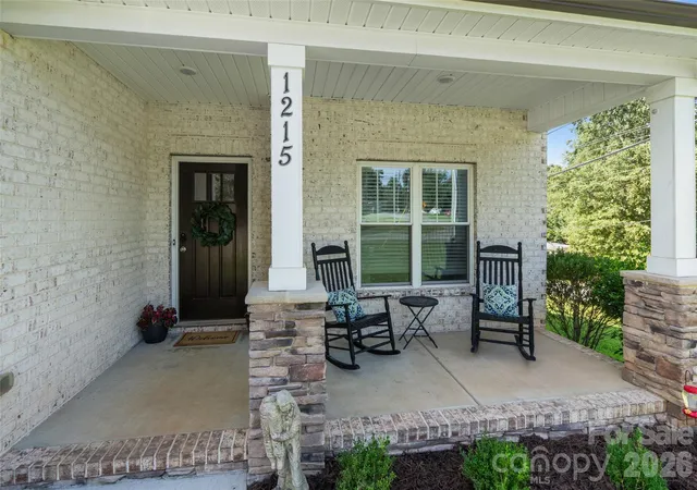 4th image of 1215 Robinhood Ln, Kannapolis, NC 28081 | MLS# 4417167