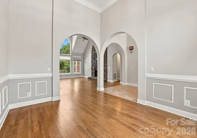Photo 3 of Single family home for sale at 1304 Glenview Ln, Rock Hill, SC 29730 | MLS# 4417168 | Listing updated on 2026-09-30