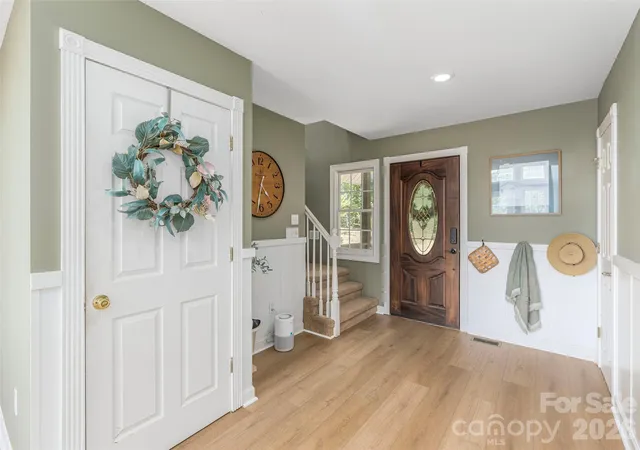 Photo 3 of Single family home for sale at 499 Match Pt, Sylva, NC 28779 | MLS# 4417210 | Listing updated on 2026-09-01