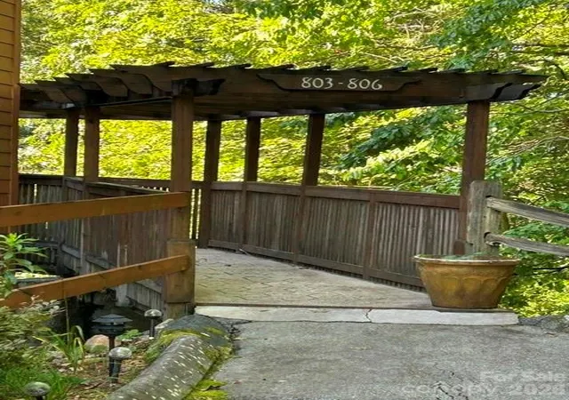Photo 3 of Condo for sale at 157 Toxaway Views Dr, Lake Toxaway, NC 28747 | MLS# 4417213 | Listing updated on 2026-08-30