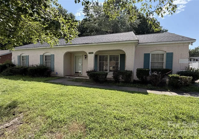2nd image of 6625 Woodfield Dr, Charlotte, NC 28215 | MLS# 4417217