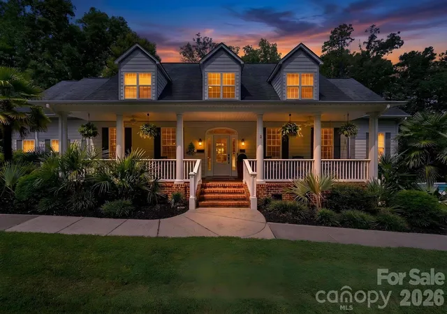 4th image of 3850 Oakdale Rd, Charlotte, NC 28216 | MLS# 4417227