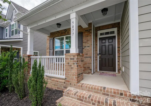 2nd image of 5077 Waterloo Dr, Tega Cay, SC 29708 | MLS# 4417245