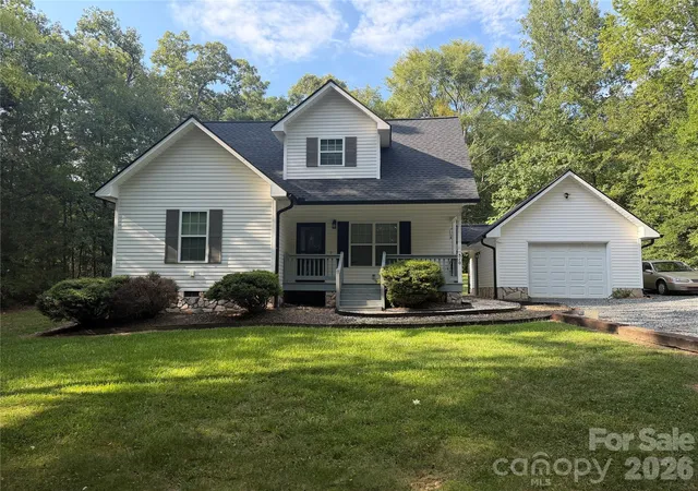 Photo 1 of Single family home for sale at 510 W Allenton St, Mount Gilead, NC 27306 | MLS# 4417257 | Listing updated on 2026-09-03