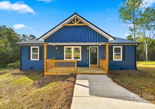 Photo 2 of Single family home for sale at 2953 Link Dr, Granite Falls, NC 29630 | MLS# 4417266 | Listing updated on 2026-09-05