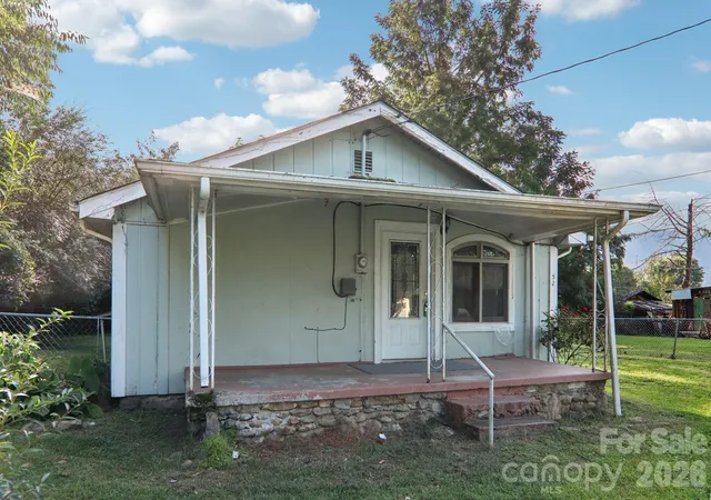 3rd image of 52 Clay St, Waynesville, NC 28786 | MLS# 4417267