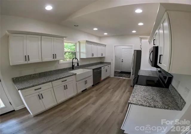 Photo 5 of Sale Pending at 20 Big Sky Dr, Marion, NC 28752 | MLS# 4417273 | Listing updated on 2026-08-27