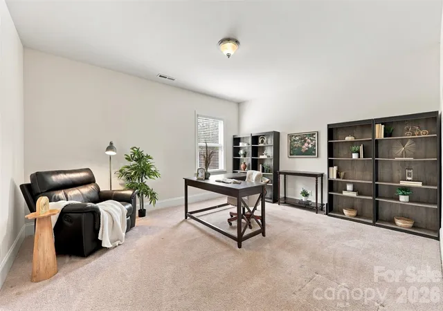 Photo 4 of Single family home for sale at 530 Vine St, Fort Mill, SC 29707 | MLS# 4417300 | Listing updated on 2026-10-03