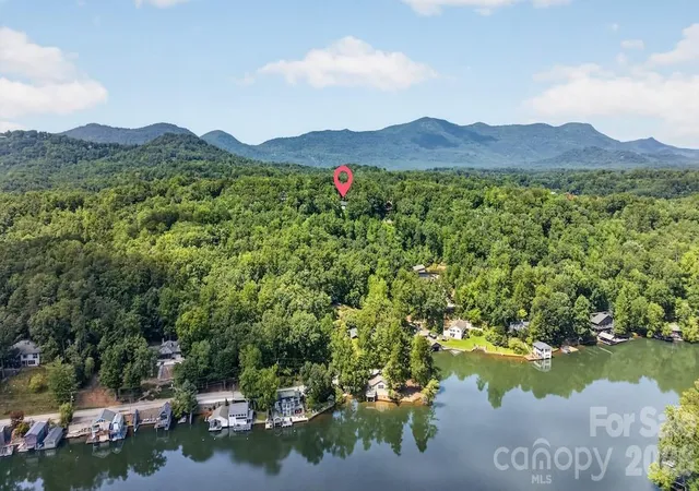 Photo 2 of Single family home for sale at 187 Caledonia Rd, Landrum, SC 29356 | MLS# 4417310 | Listing updated on 2026-09-25
