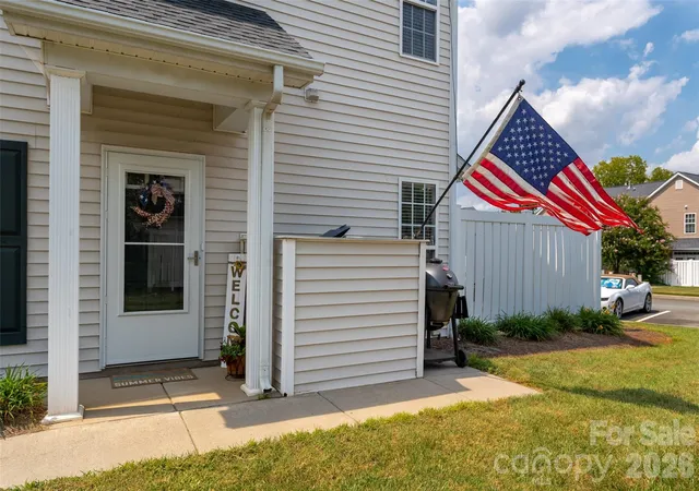 Photo 3 of Townhouse for sale at 4150 Center Pl Dr, Harrisburg, NC 28075 | MLS# 4417347 | Listing updated on 2026-10-07