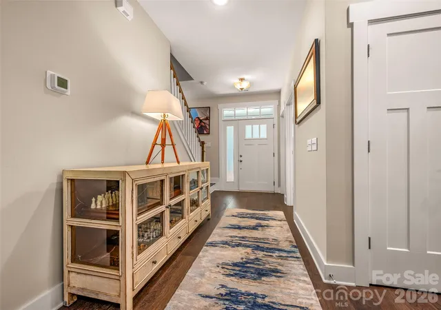 4th image of 217 Hogans View Cir, Hendersonville, NC 28739 | MLS# 4417393