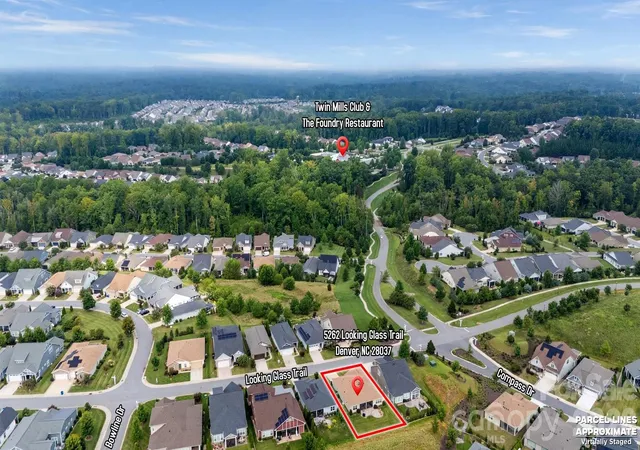 Photo 2 of Single family home for sale at 5262 Looking Glass Trl, Denver, NC 28037 | MLS# 4417397 | Listing updated on 2026-09-01