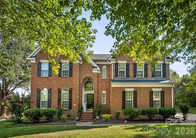 Photo 1 of Single family home for sale at 21717 Shoveller Ct, Cornelius, NC 28031 | MLS# 4417399 | Listing updated on 2026-08-29