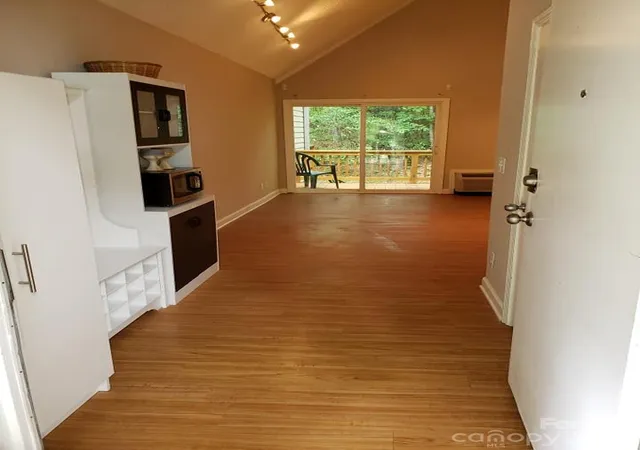 Photo 4 of Condo for sale at 91 River Run #1879, Sapphire, NC 28774 | MLS# 4417409 | Listing updated on 2026-09-01
