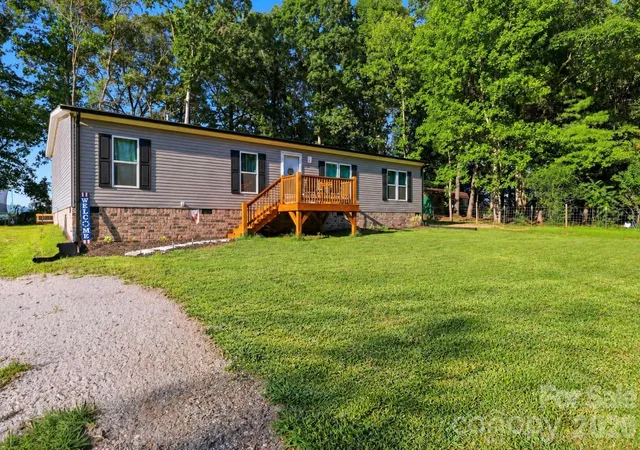 Single family home for sale at 947 Jay Burke Rd, Taylorsville, NC 28681 | MLS# 4417433