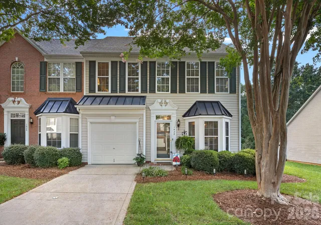 Photo 1 of Townhouse for sale at 1628 Backcreek Ln, Gastonia, NC 28054 | MLS# 4417440 | Listing updated on 2026-10-23