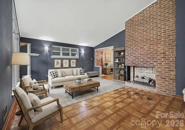 Photo 2 of Single family home for sale at 126 21st Ave Nw, Hickory, NC 28601 | MLS# 4417447 | Listing updated on 2026-09-02