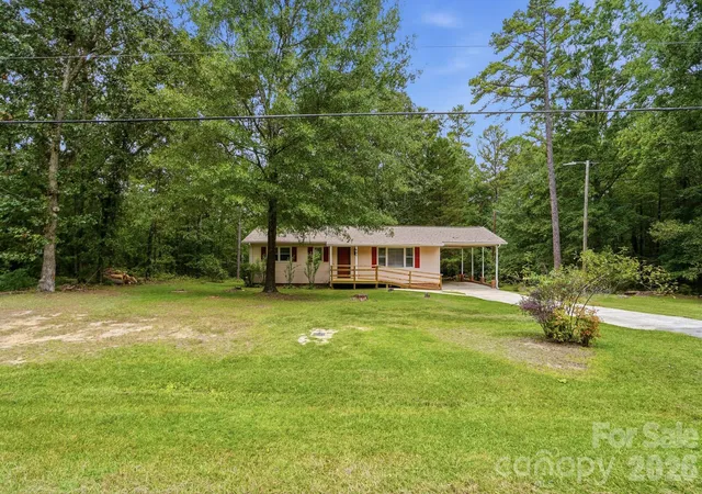Photo 3 of Sale Pending at 897 Community Ln, Lancaster, SC 29720 | MLS# 4417450 | Listing updated on 2026-09-02