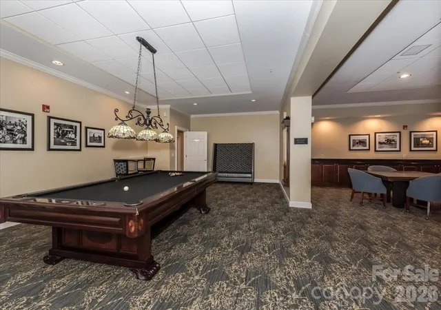 Listing Photo 2 - Condo for sale in building located at 300 W 5Th St, Charlotte, NC 28202 - Unit #318