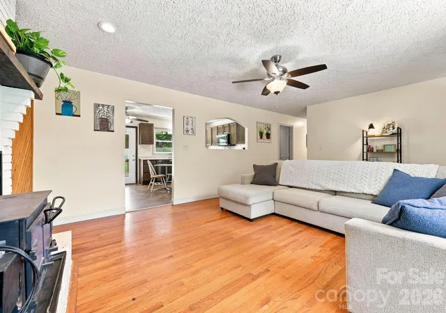 4th image of 339 Indian Hills Loop, Waynesville, NC 28786 | MLS# 4417472