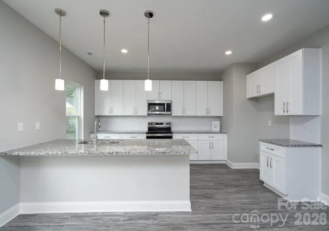 4th image of 207 E Elm St, Shelby, NC 28150 | MLS# 4417480