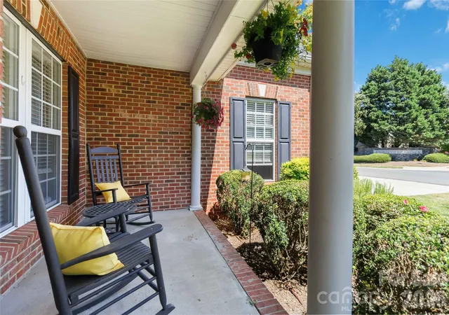 Photo 3 of Single family home for sale at 12702 Winget Rd, Charlotte, NC 28278 | MLS# 4417523 | Listing updated on 2026-10-03