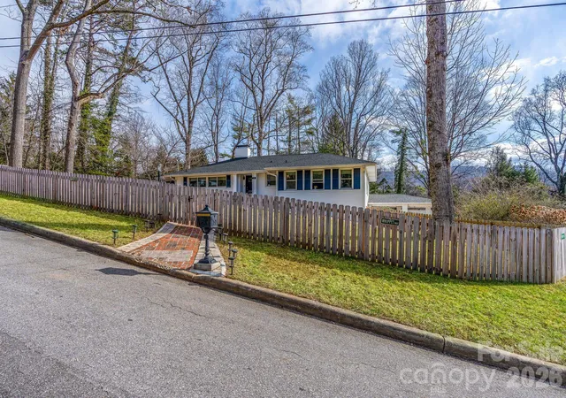 48th image of 2 Bevlyn Dr, Asheville, NC 28803 | MLS# 4417526