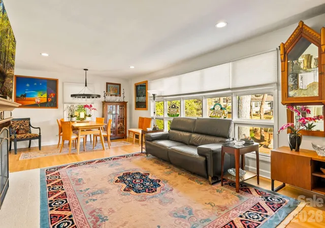 5th image of 2 Bevlyn Dr, Asheville, NC 28803 | MLS# 4417526