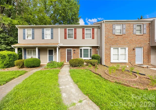 Townhouse for sale at 8426 Rust Wood Pl, Charlotte, NC 28227 | MLS# 4417533