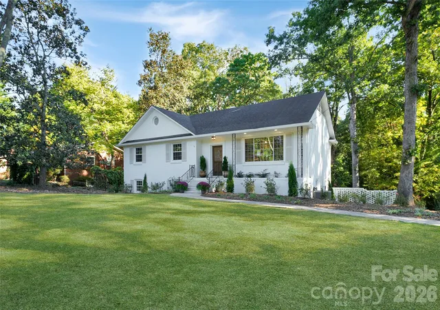 Photo 2 of Single family home for sale at 7527 Gayle Ave, Charlotte, NC 28212 | MLS# 4417540 | Listing updated on 2026-10-08