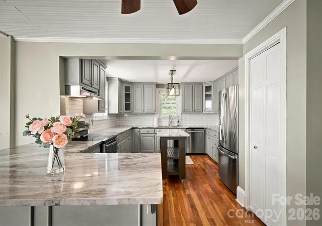 Photo 3 of Single family home for sale at 2993 Countryside Dr, Granite Falls, NC 28630 | MLS# 4417542 | Listing updated on 2026-09-26