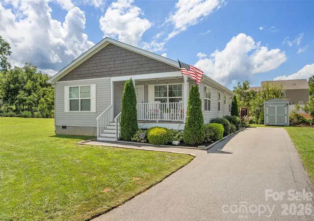1st image of 46 Janie Dr, Clyde, NC 28721 | MLS# 4417543