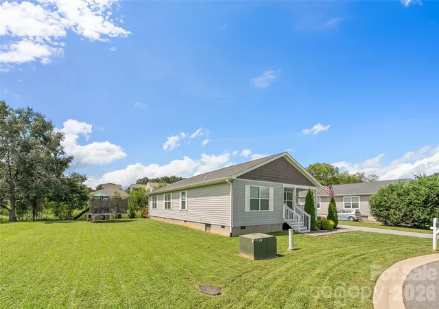 3rd image of 46 Janie Dr, Clyde, NC 28721 | MLS# 4417543