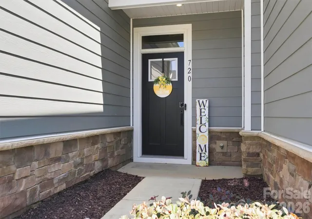 Photo 3 of Townhouse for sale at 270 Hazel Wy, Denver, NC 28037 | MLS# 4417545 | Listing updated on 2026-10-03