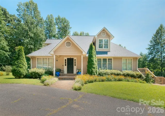 Photo 1 of Single family home for sale at 266 Cedarbrook Ln, Nebo, NC 28761 | MLS# 4417563 | Listing updated on 2026-10-07