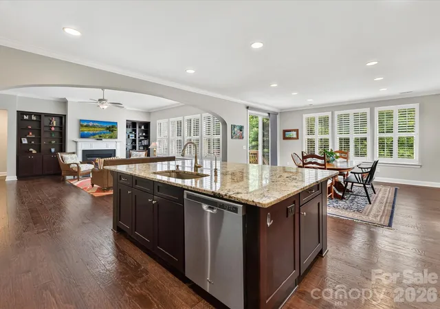 Photo 1 of Single family home for sale at 12323 Cherrybark Ln, Charlotte, NC 28278 | MLS# 4417567 | Listing updated on 2026-10-29