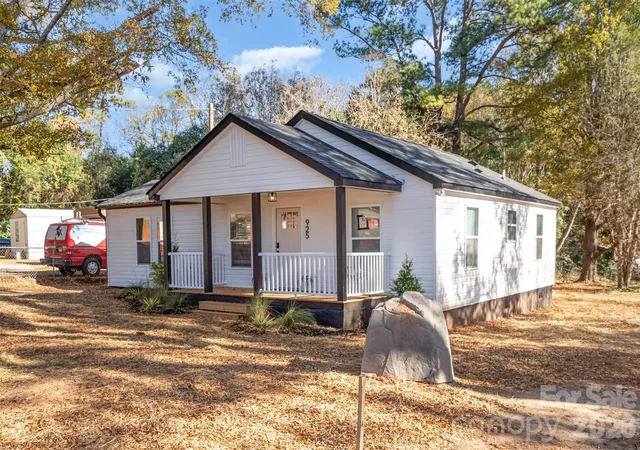 2nd image of 925 Dunlap Roddey Rd, Rock Hill, SC 29730 | MLS# 4417580