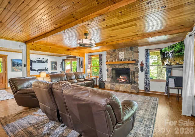 4th image of 209 Chrysalis Ln, Lake Lure, NC 28746 | MLS# 4417586