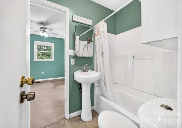 Photo 4 of Single family home for sale at 483 Caribou Rd, Asheville, NC 28803 | MLS# 4417603 | Listing updated on 2026-10-07