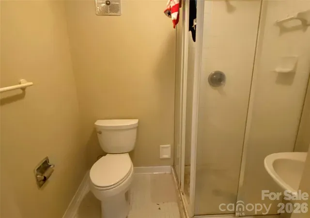 Photo 12 of Sale Pending at 1323 Queens Rd #208, Charlotte, NC 28207 | MLS# 4417616 | Listing updated on 2026-09-12