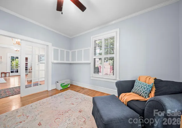 Photo 4 of Single family home for sale at 424 S York St, Gastonia, NC 28052 | MLS# 4417624 | Listing updated on 2026-10-06