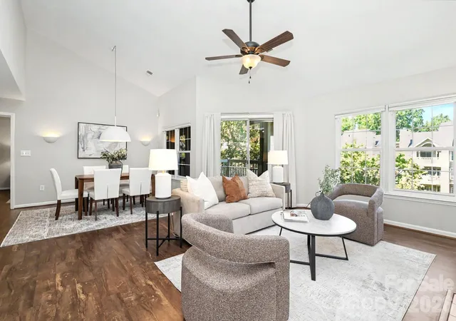 Photo 3 of Condo for sale at 5009 Sharon Rd #I, Charlotte, NC 28210 | MLS# 4417626 | Listing updated on 2026-09-01