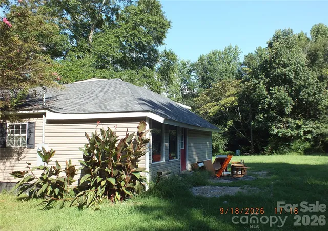 Photo 4 of Single family home for sale at 6372 Kershaw Camden Hwy, Heath Springs, SC 29058 | MLS# 4417629 | Listing updated on 2026-10-02